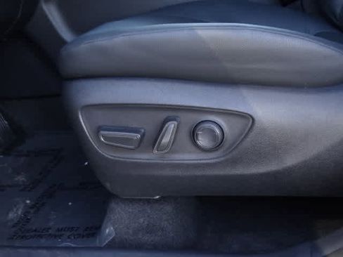 Used 2024 Toyota Grand Highlander XLE image 17