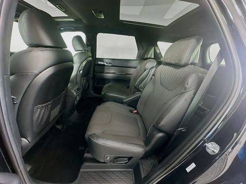 Used 2025 Hyundai Palisade Calligraphy AWD/4WD image 25