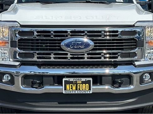 New 2025 Ford F250 XLT image 35