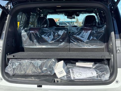 New 2026 INFINITI QX80 Autograph w/ Premium Cargo Package image 4