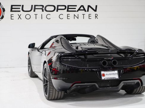 Used 2013 McLaren MP4-12C Spider RWD image 37