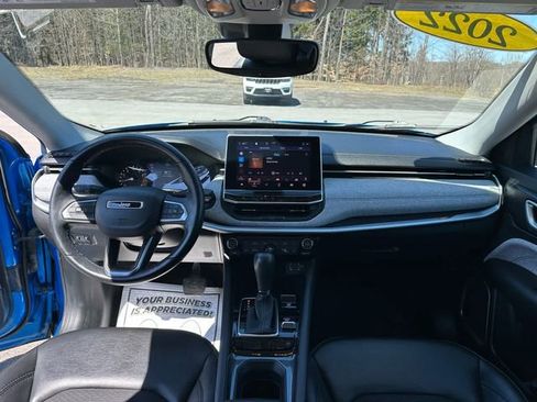 Used 2022 Jeep Compass Latitude w/ Convenience Group AWD/4WD image 11