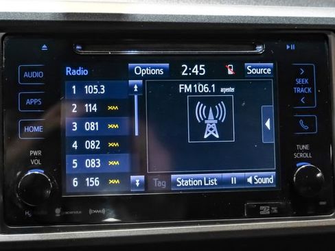 Used 2016 Toyota Tacoma TRD Sport w/ Towing Package image 30