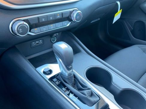 New 2026 Nissan Altima 2.5 SV FWD image 17