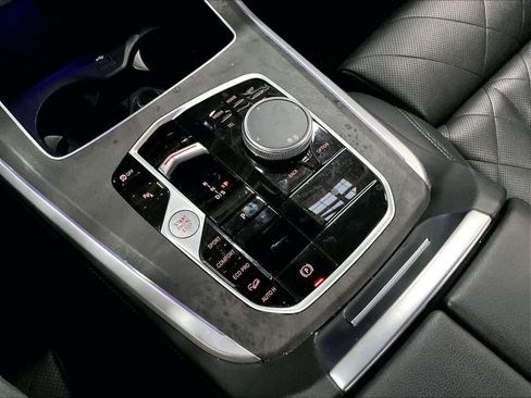 Used 2024 BMW X5 xDrive40i image 37