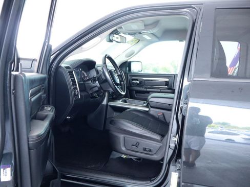 Used 2016 RAM 1500 Sport w/ Black Ram 1500 Sport Group AWD/4WD image 15
