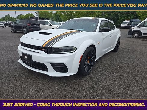 Used 2023 Dodge Charger Scat Pack RWD image 3