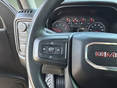 Used 2023 GMC Sierra 3500 Pro w/ Convenience Package image 22