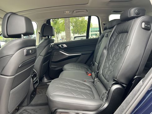 Used 2026 BMW X7 xDrive40i image 31