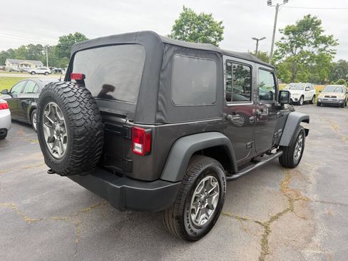 Used 2014 Jeep Wrangler Unlimited Sport w/ Quick Order Package 24S AWD/4WD image 5