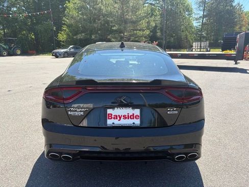 Used 2018 Kia Stinger GT2 AWD/4WD image 17