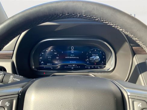 Used 2024 Chevrolet Tahoe LT image 16