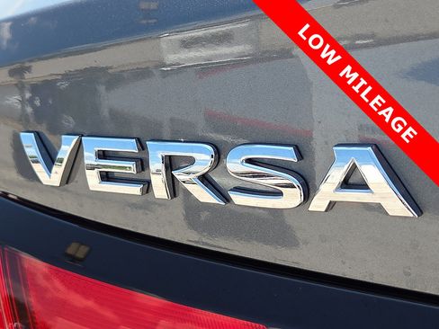 Used 2025 Nissan Versa S w/ Trunk Package FWD image 8