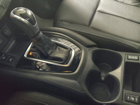 Used 2019 Nissan Rogue SL w/ Premium Package image 26