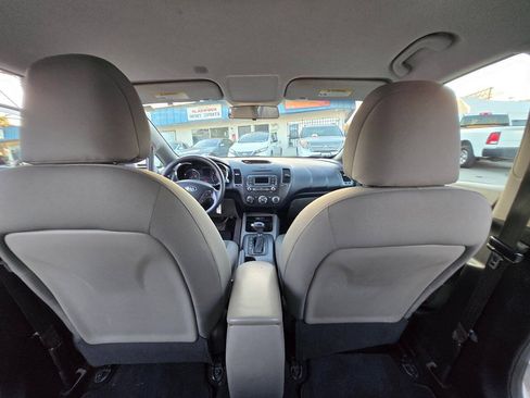 Used 2014 Kia Forte LX FWD image 30