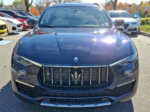 Used 2020 Maserati Levante S GranLusso image 2