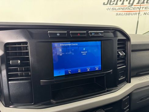 Used 2024 Ford F250 XLT w/ FX4 Off-Road Package image 16