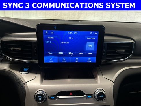 Certified 2023 Ford Explorer XLT w/ Equipment Group 202A image 9