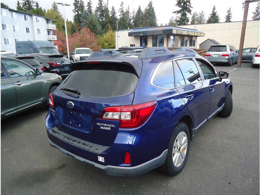 Used 2016 Subaru Outback 2.5i Premium AWD/4WD image 6