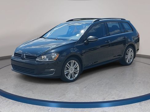 Used 2015 Volkswagen Golf TDI SE FWD image 1