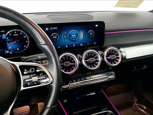 Used 2023 Mercedes-Benz GLB 250 4MATIC image 6