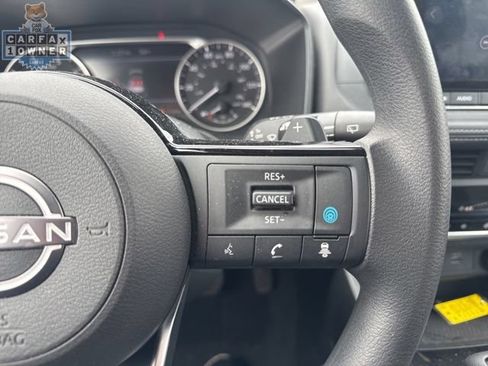 Used 2023 Nissan Rogue SV AWD/4WD image 25