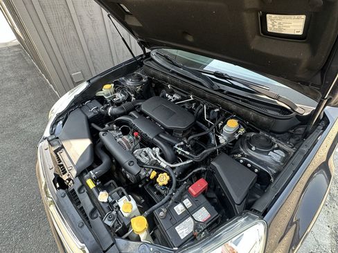 Used 2011 Subaru Outback 2.5i Premium AWD/4WD image 27
