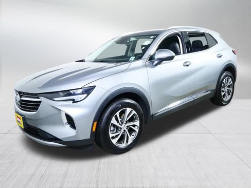 Used 2023 Buick Envision Essence image 3