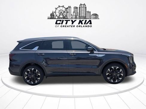 New 2026 Kia Sorento EX FWD image 8