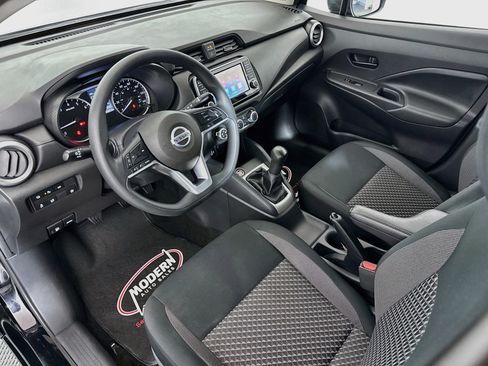 Used 2020 Nissan Versa S FWD image 8