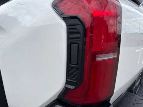 Used 2026 Toyota Tacoma TRD Pro AWD/4WD image 14