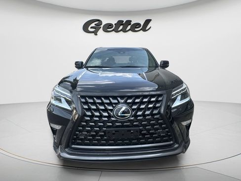 Used 2023 Lexus GX 460 Premium w/ Accessory Package AWD/4WD image 3