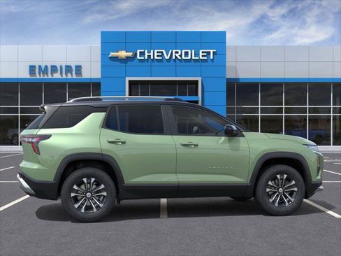 New 2026 Chevrolet Equinox LT w/ Convenience Package II image 5