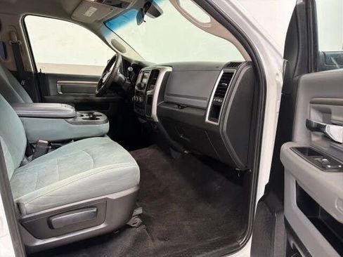 Used 2017 RAM 2500 SLT AWD/4WD image 48
