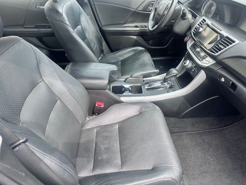 Used 2015 Honda Accord EX-L image 9