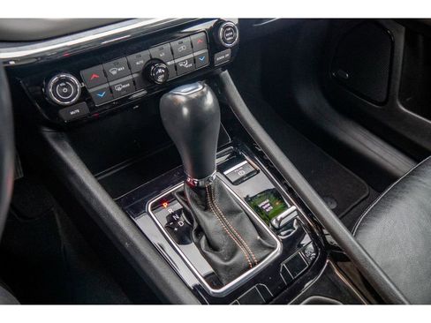 Used 2022 Jeep Compass Limited w/ Sun and Sound Group image 23