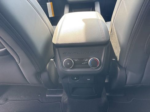 New 2026 Ford Explorer Active RWD image 23