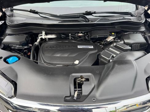 Used 2017 Honda Pilot Touring image 31