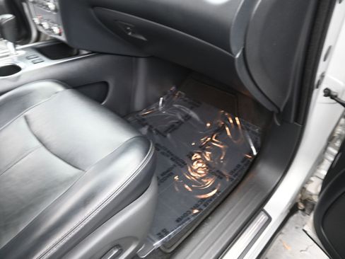 Used 2020 Nissan Pathfinder SL image 19