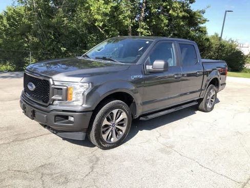 Used 2019 Ford F150 XL w/ Equipment Group 101A Mid AWD/4WD image 2