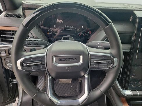 Certified 2025 GMC Yukon Denali w/ Denali Reserve Package image 16