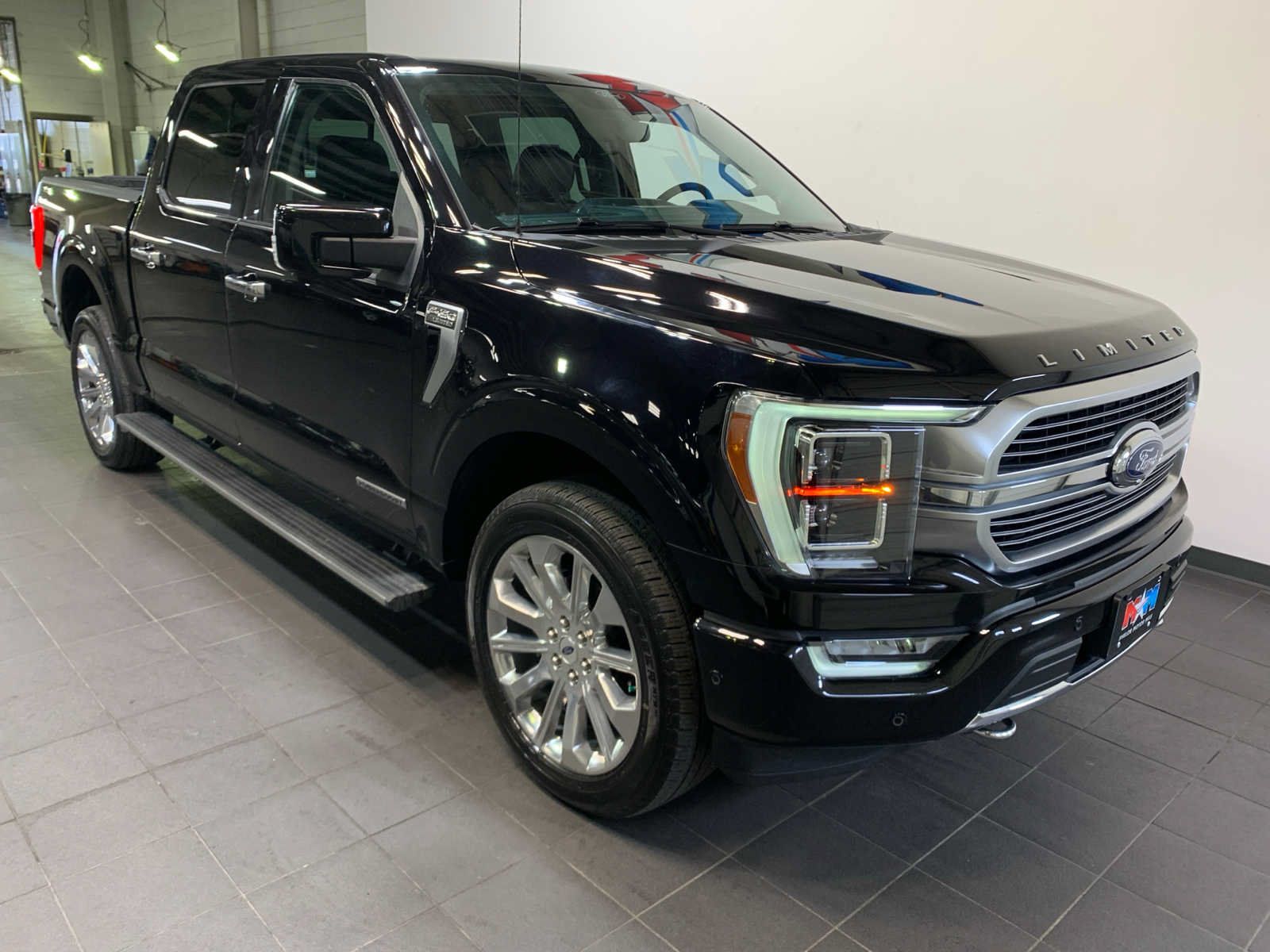 Used 2021 Ford F150 Limited AWD/4WD image 2