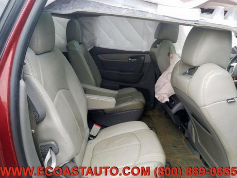 Used 2015 Chevrolet Traverse LT image 8