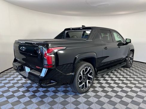 New 2024 Chevrolet Silverado EV RST AWD/4WD image 15