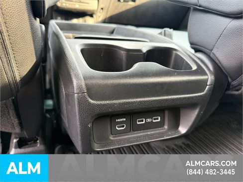 Used 2022 Honda Odyssey Touring image 12