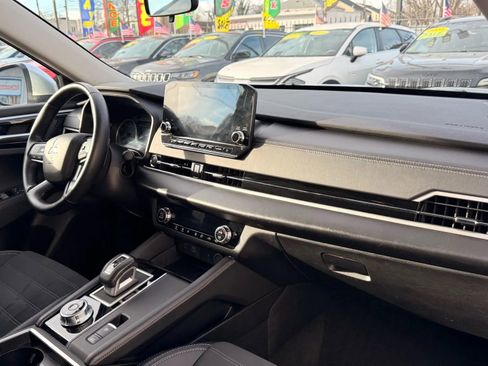 Used 2024 Mitsubishi Outlander Ralliart image 18