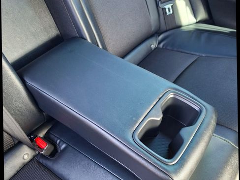 Used 2018 Honda Accord Sport image 13