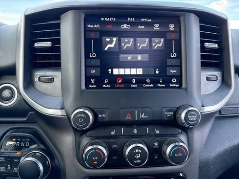 Used 2021 RAM 1500 Big Horn AWD/4WD image 19