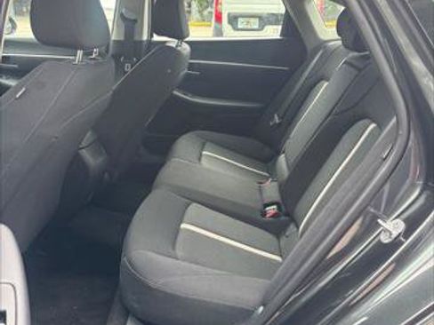 Used 2025 Hyundai Sonata SEL FWD image 19