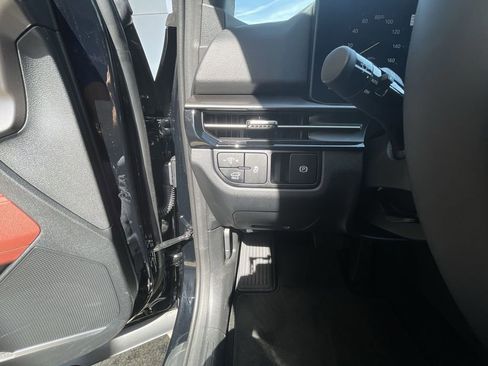 Used 2026 Kia Sportage SX image 17